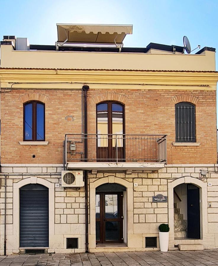 La Terrazza Dei Gemelli - Casa Vacanze Venosa Buitenkant foto